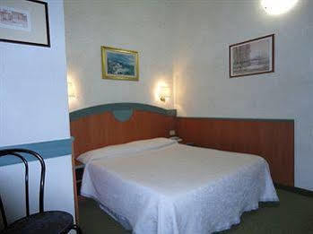 B&B Villa Primavera Pisa Exteriör bild